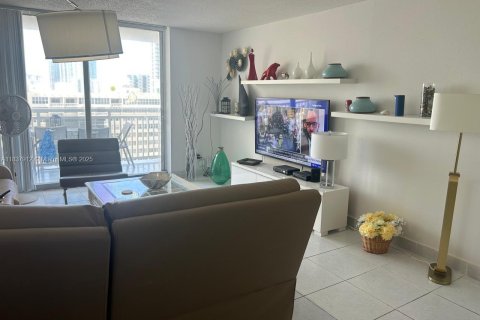 Copropriété à vendre à Hallandale Beach, Floride: 2 chambres, 111.48 m2 № 1940608 - photo 16