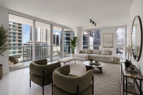 Condo in Miami, Florida, 3 bedrooms  № 2392575 - photo 4