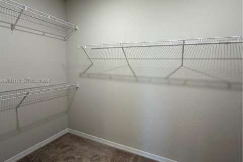 Casa en venta en Port St. Lucie, Florida, 5 dormitorios, 243.03 m2 № 2281255 - foto 21