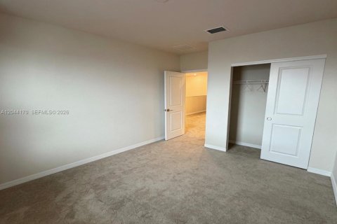 Casa en venta en Port St. Lucie, Florida, 5 dormitorios, 243.03 m2 № 2281255 - foto 28