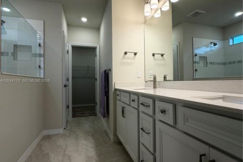 Casa en venta en Port St. Lucie, Florida, 5 dormitorios, 243.03 m2 № 2281255 - foto 20
