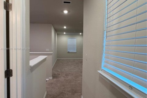 Casa en venta en Port St. Lucie, Florida, 5 dormitorios, 243.03 m2 № 2281255 - foto 12