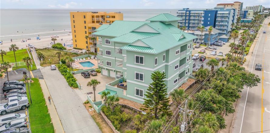 Condo à New Smyrna Beach, Floride, 3 chambres  № 1552059
