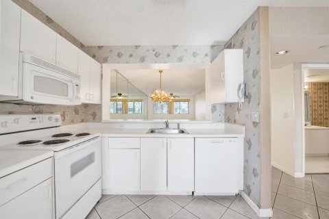 Copropriété à vendre à Tamarac, Floride: 2 chambres, 107.12 m2 № 2172891 - photo 24