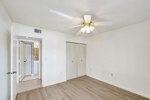 Copropriété à vendre à Tamarac, Floride: 2 chambres, 107.12 m2 № 2172891 - photo 28