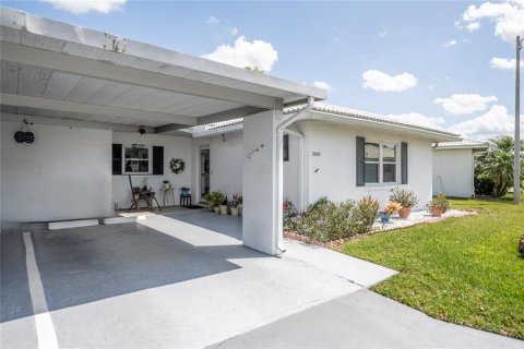 Condominio en venta en Lakeland, Florida, 2 dormitorios, 147.34 m2 № 1616560 - foto 3