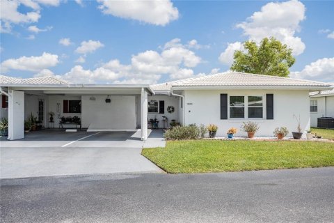 Condominio en venta en Lakeland, Florida, 2 dormitorios, 147.34 m2 № 1616560 - foto 2