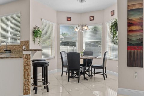 Villa ou maison à vendre à Orlando, Floride: 4 chambres, 274.25 m2 № 2103115 - photo 17