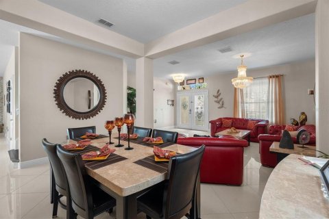 Villa ou maison à vendre à Orlando, Floride: 4 chambres, 274.25 m2 № 2103115 - photo 13