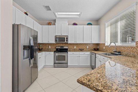 Villa ou maison à vendre à Orlando, Floride: 4 chambres, 274.25 m2 № 2103115 - photo 19