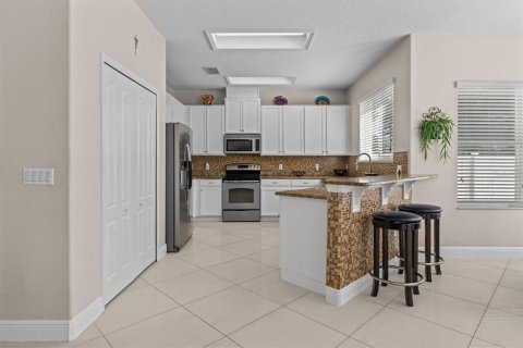 Villa ou maison à vendre à Orlando, Floride: 4 chambres, 274.25 m2 № 2103115 - photo 16