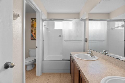 Villa ou maison à vendre à Orlando, Floride: 4 chambres, 274.25 m2 № 2103115 - photo 2
