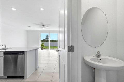 Townhouse in Bradenton, Florida 3 bedrooms, 131.36 sq.m. № 2258213 - photo 26
