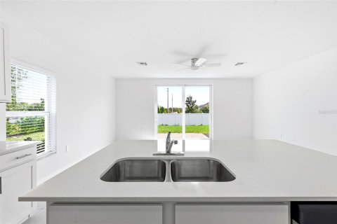 Townhouse in Bradenton, Florida 3 bedrooms, 131.36 sq.m. № 2258213 - photo 14