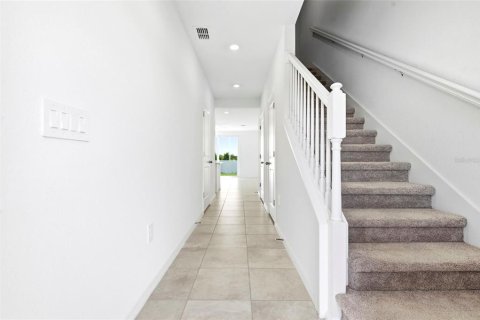 Townhouse in Bradenton, Florida 3 bedrooms, 131.36 sq.m. № 2258213 - photo 10
