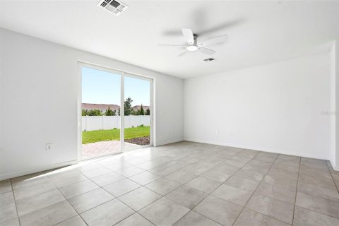 Townhouse in Bradenton, Florida 3 bedrooms, 131.36 sq.m. № 2258213 - photo 20