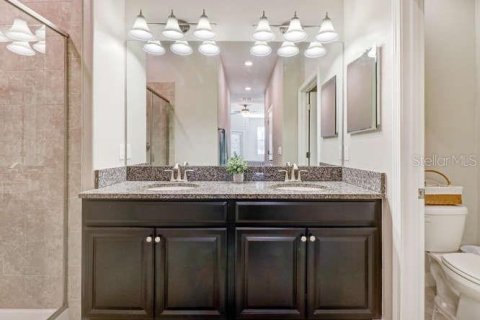Touwnhouse à louer à Wesley Chapel, Floride: 4 chambres, 209.12 m2 № 2405775 - photo 7