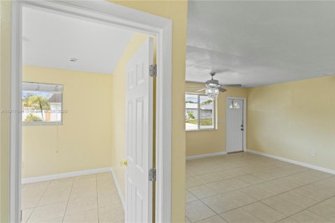 Villa ou maison à louer à Miramar, Floride: 4 chambres, 157.56 m2 № 1973158 - photo 7