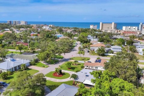 Купить виллу или дом в Венеция, Флорида 7 комнат, 117.43м2, № 1844282 - фото 28