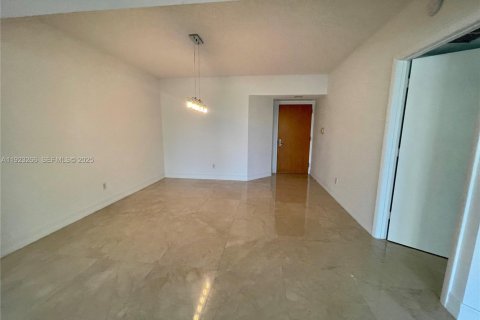 Copropriété à louer à Aventura, Floride: 2 chambres, 157.56 m2 № 1976925 - photo 2