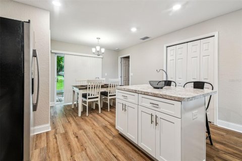 Villa ou maison à vendre à Lakeland, Floride: 3 chambres, 122.72 m2 № 1851453 - photo 12