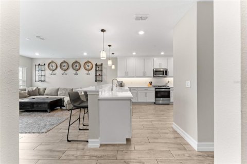 Touwnhouse à vendre à Tampa, Floride: 3 chambres, 206.43 m2 № 1918231 - photo 9