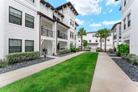 Touwnhouse à vendre à Tampa, Floride: 3 chambres, 206.43 m2 № 1918231 - photo 2