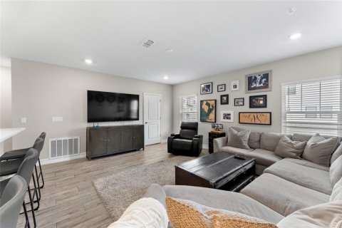 Touwnhouse à vendre à Tampa, Floride: 3 chambres, 206.43 m2 № 1918231 - photo 12