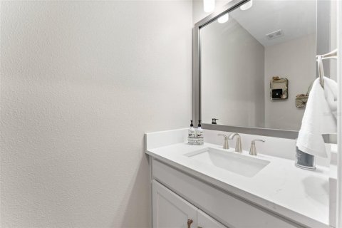 Touwnhouse à vendre à Tampa, Floride: 3 chambres, 206.43 m2 № 1918231 - photo 14