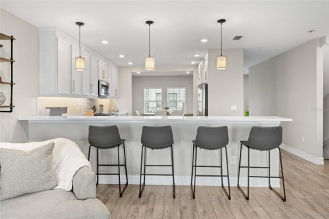 Touwnhouse à vendre à Tampa, Floride: 3 chambres, 206.43 m2 № 1918231 - photo 15