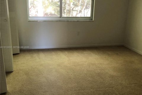 Copropriété à louer à Coral Gables, Floride: 2 chambres, 89.93 m2 № 1971662 - photo 4