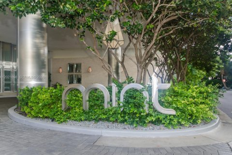 Condo in Miami, Florida, 2 bedrooms № 2145729 - photo 19