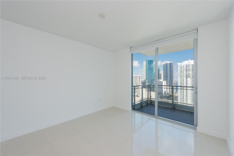 Condo in Miami, Florida, 2 bedrooms № 2145729 - photo 9