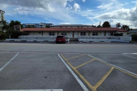 Immobilier commercial à louer à Deerfield Beach, Floride: 1 chambre, 51.1 m2 № 2384558 - photo 10
