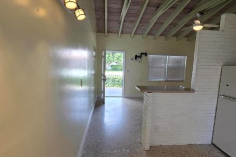 Immobilier commercial à louer à Deerfield Beach, Floride: 1 chambre, 51.1 m2 № 2384558 - photo 3