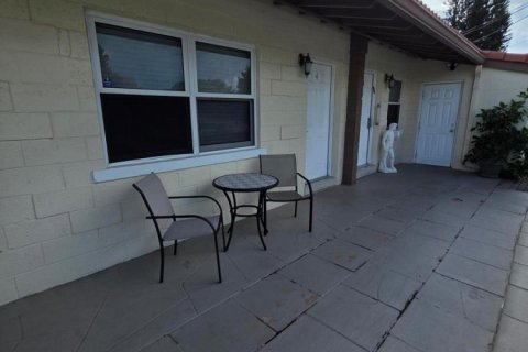 Immobilier commercial à louer à Deerfield Beach, Floride: 1 chambre, 51.1 m2 № 2384558 - photo 12