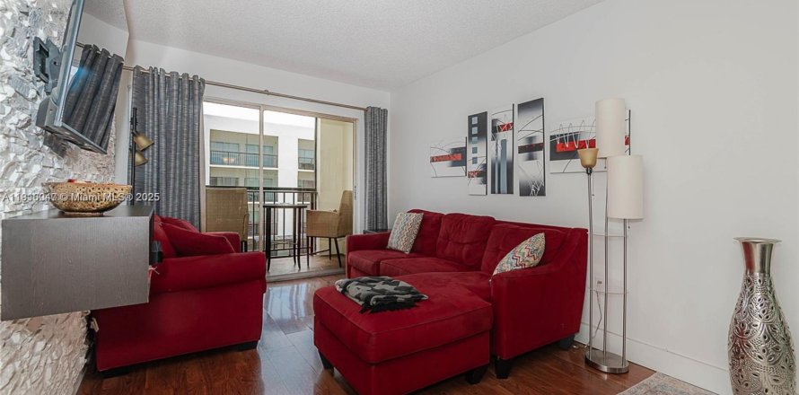 Condo in Sunny Isles Beach, Florida, 2 bedrooms  № 1965837