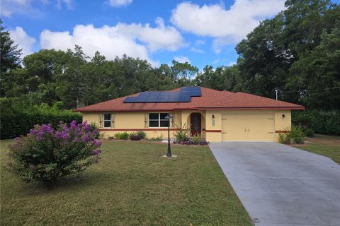 House in Brooksville, Florida 2 bedrooms, 127.09 sq.m. № 1899837 - photo 1