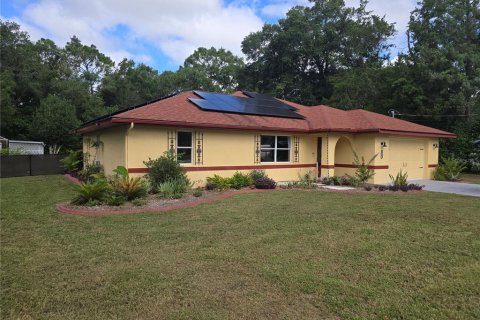 House in Brooksville, Florida 2 bedrooms, 127.09 sq.m. № 1899837 - photo 2