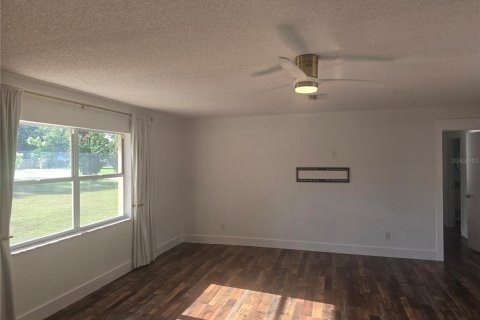 House in Brooksville, Florida 2 bedrooms, 127.09 sq.m. № 1899837 - photo 9