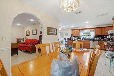 Villa ou maison à vendre à Altamonte Springs, Floride: 3 chambres, 181.72 m2 № 2308191 - photo 15