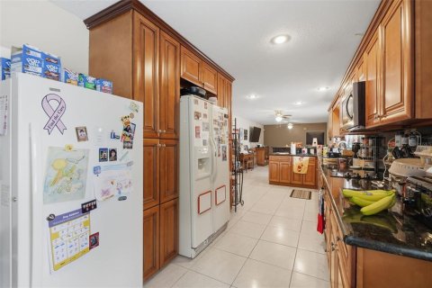 Villa ou maison à vendre à Altamonte Springs, Floride: 3 chambres, 181.72 m2 № 2308191 - photo 11