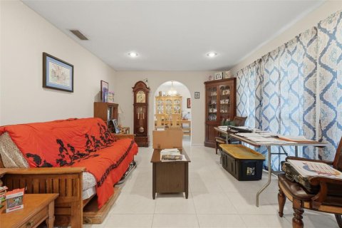 Villa ou maison à vendre à Altamonte Springs, Floride: 3 chambres, 181.72 m2 № 2308191 - photo 17