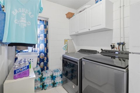 Villa ou maison à vendre à Altamonte Springs, Floride: 3 chambres, 181.72 m2 № 2308191 - photo 30