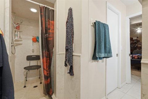 Villa ou maison à vendre à Altamonte Springs, Floride: 3 chambres, 181.72 m2 № 2308191 - photo 22