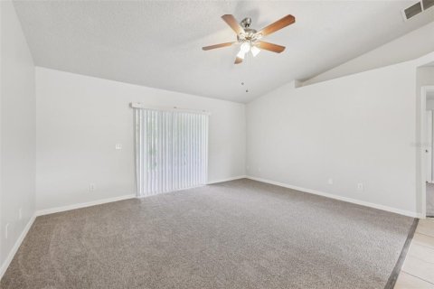 House in Deltona, Florida 3 bedrooms, 118.26 sq.m. № 1829070 - photo 7