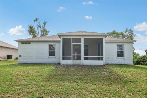 House in Deltona, Florida 3 bedrooms, 118.26 sq.m. № 1829070 - photo 25