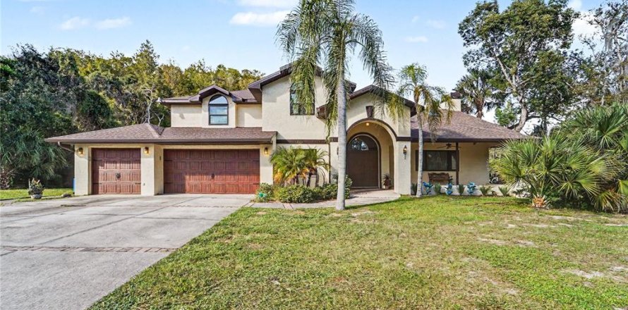 Villa ou maison à Port Richey, Floride 5 chambres, 360.83 m2 № 2437269