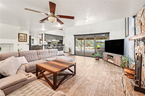 Villa ou maison à vendre à Port Richey, Floride: 5 chambres, 360.83 m2 № 2437269 - photo 8
