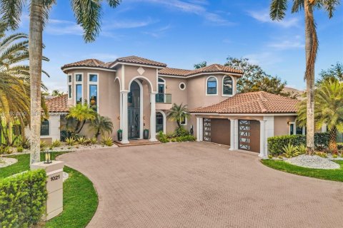 Casa en venta en Plantation, Florida, 6 dormitorios, 477.89 m2 № 1983063 - foto 3